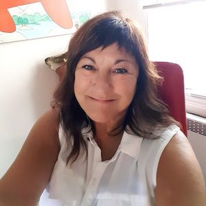 Meet your Posher, Lynda